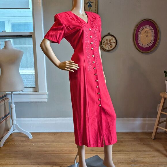 Vintage 90s Scarlett Red Midi Dress Pearl Button Front Shoulder Pads Size 3/4 - Picture 2 of 10